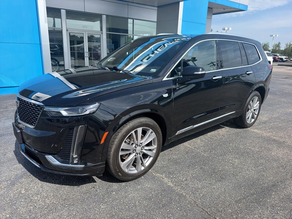 2023 Cadillac XT6 Premium Luxury in Stellar Black Metallic — front three-quarter view