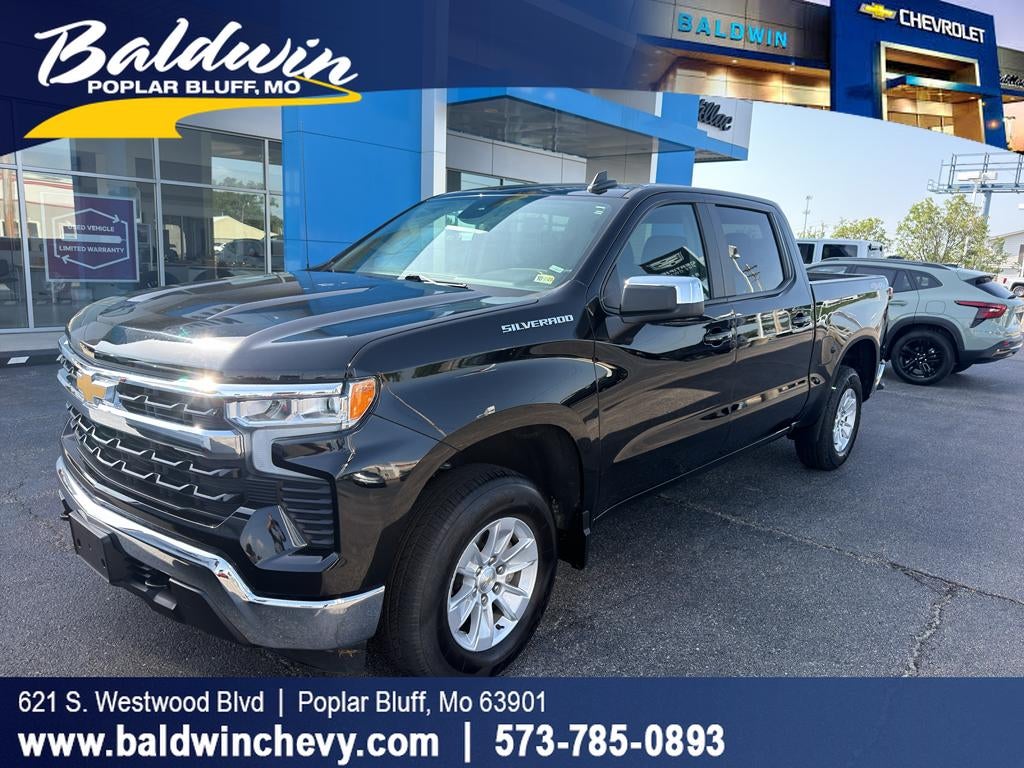 2025 Chevrolet Silverado 1500 LT in Black — front three-quarter view