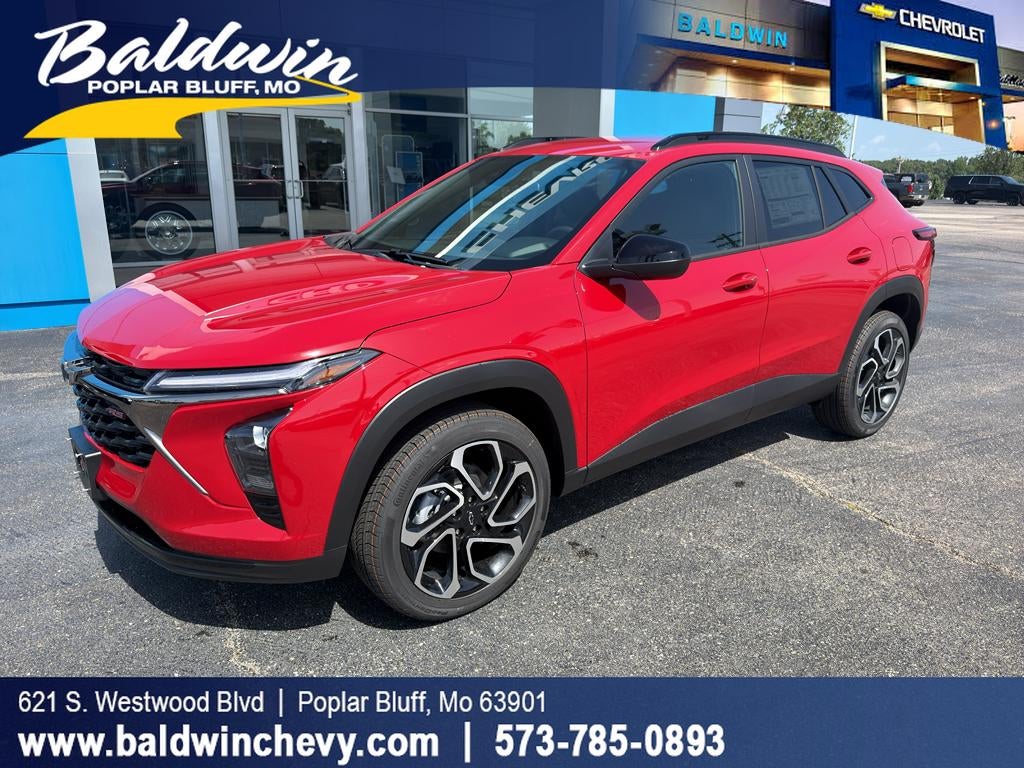 2026 Chevrolet Trax 2RS in Apex Red — front three-quarter view