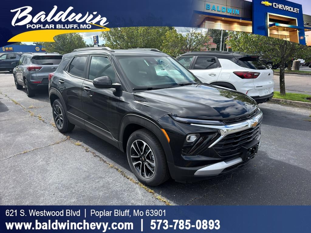 2026 Chevrolet Trailblazer LT in Mosaic Black Metallic — front three-quarter view